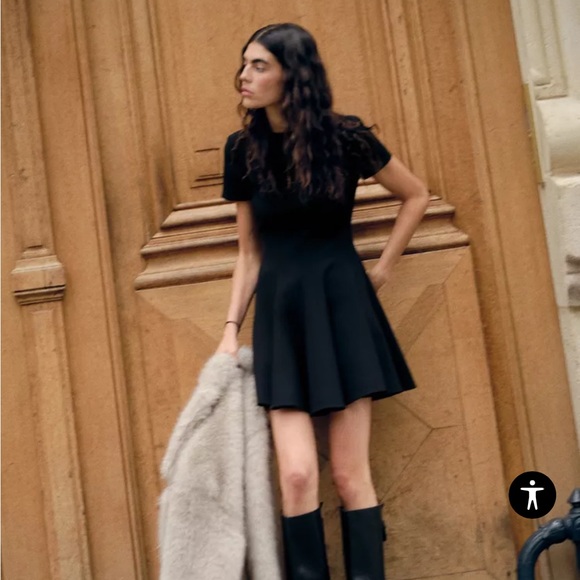 Zara GODET MINI DRESS Large - Picture 4 of 5